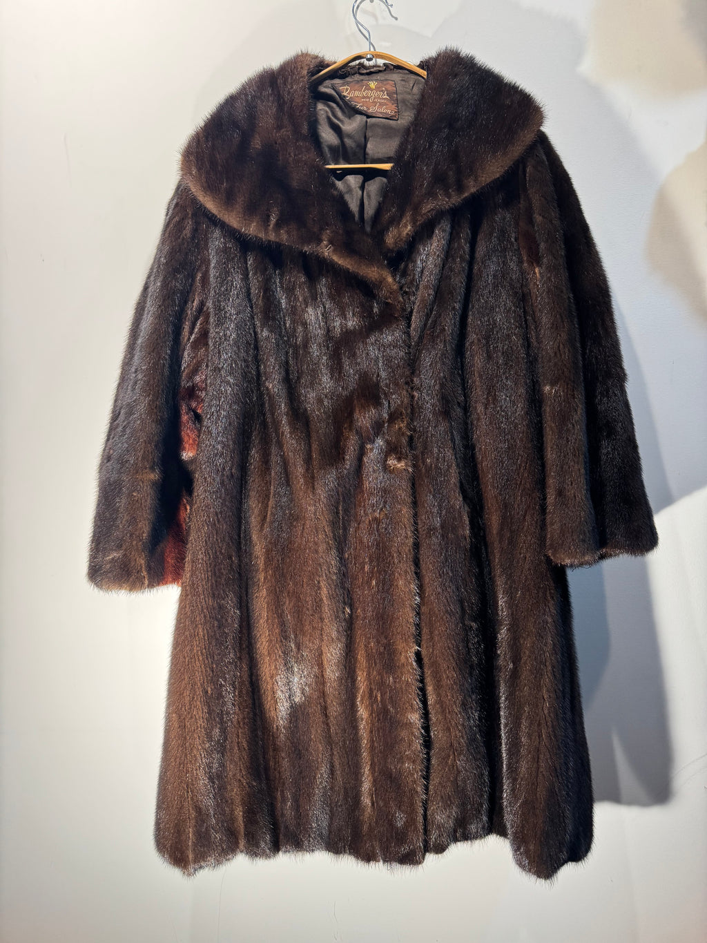 Vintage Bamberger’s Ranch Mink Fur Coat with Shawl Collar – 1950s/60s