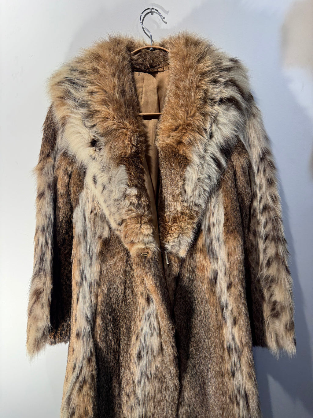 Vintage Lynx Fur Full-Length Coat with Shawl Collar