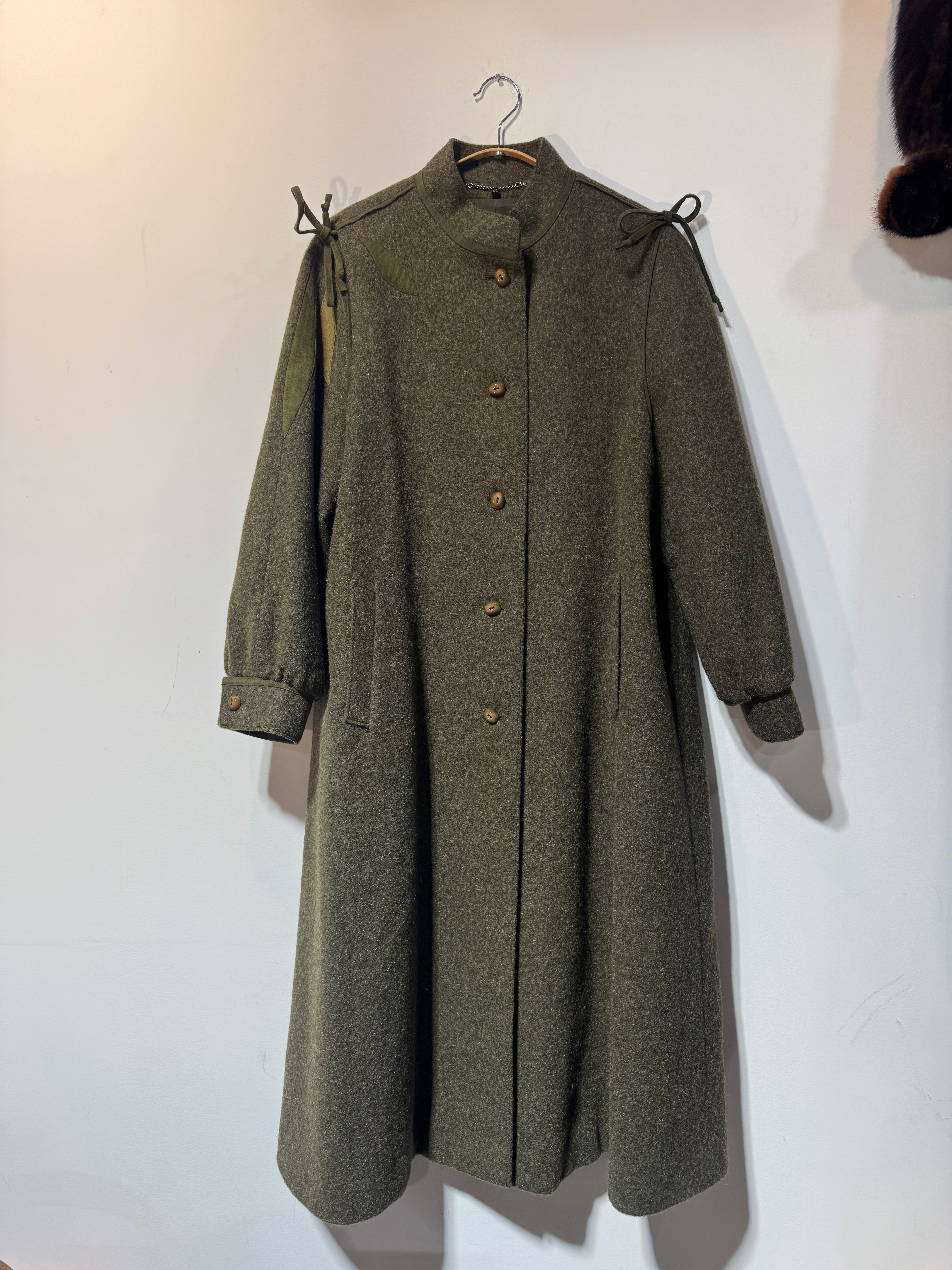 Vintage Austrian Loden Mohair Coat – Olive Green Tyrolean Wool (EU 42)