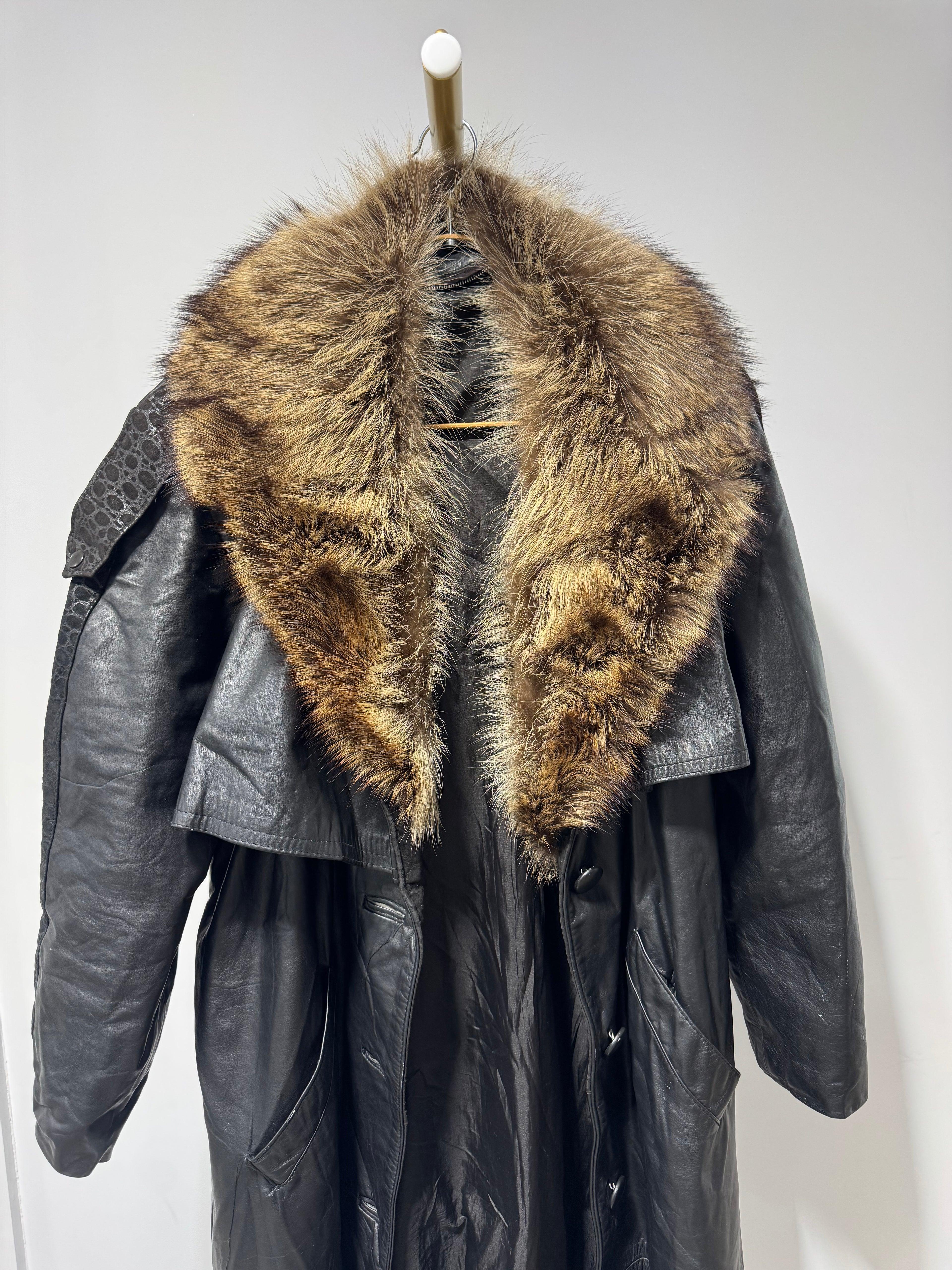 Vintage Black Leather Trench Coat with Detachable Raccoon Fur Collar