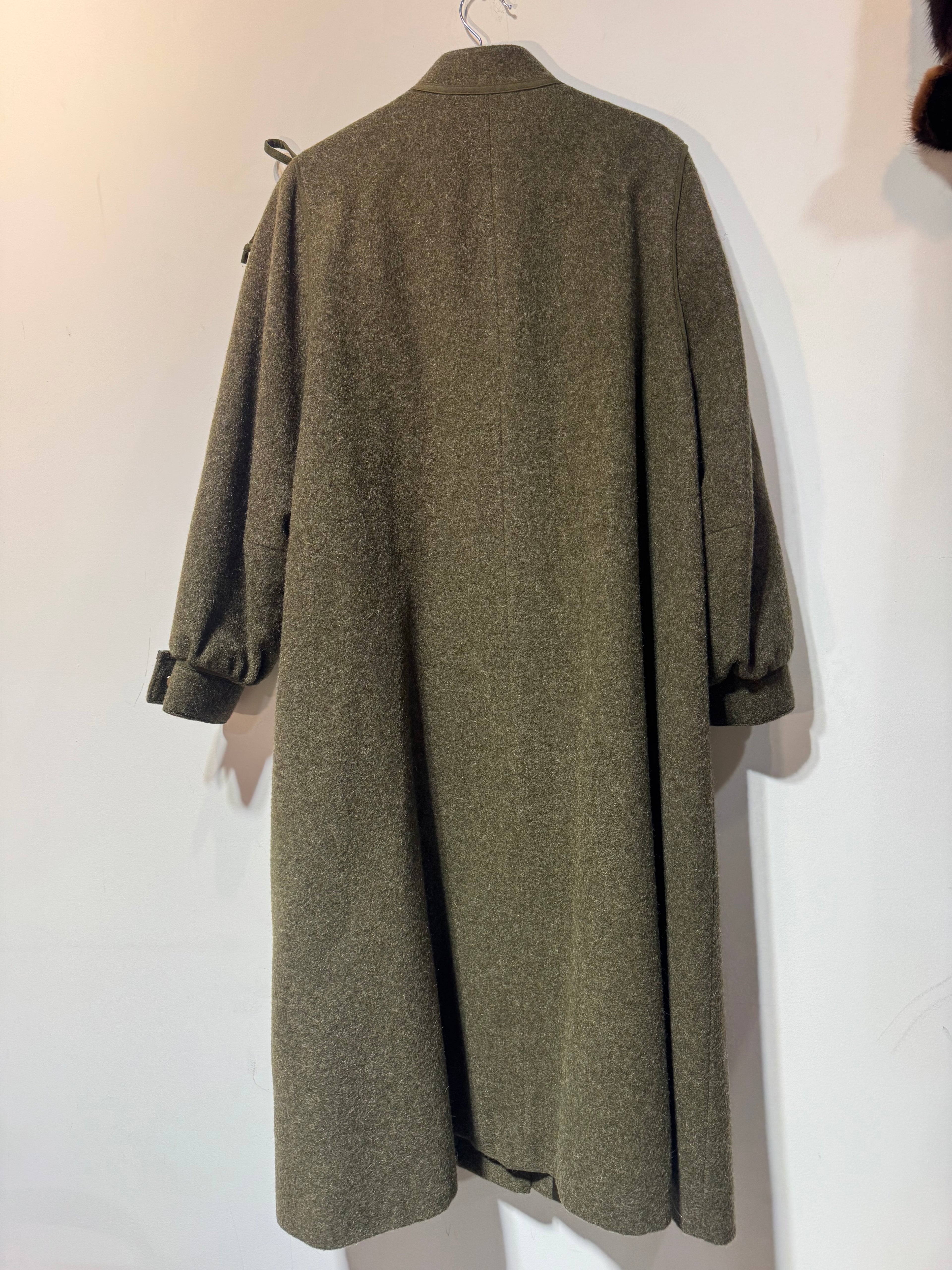 Vintage Austrian Loden Mohair Coat – Olive Green Tyrolean Wool (EU 42)