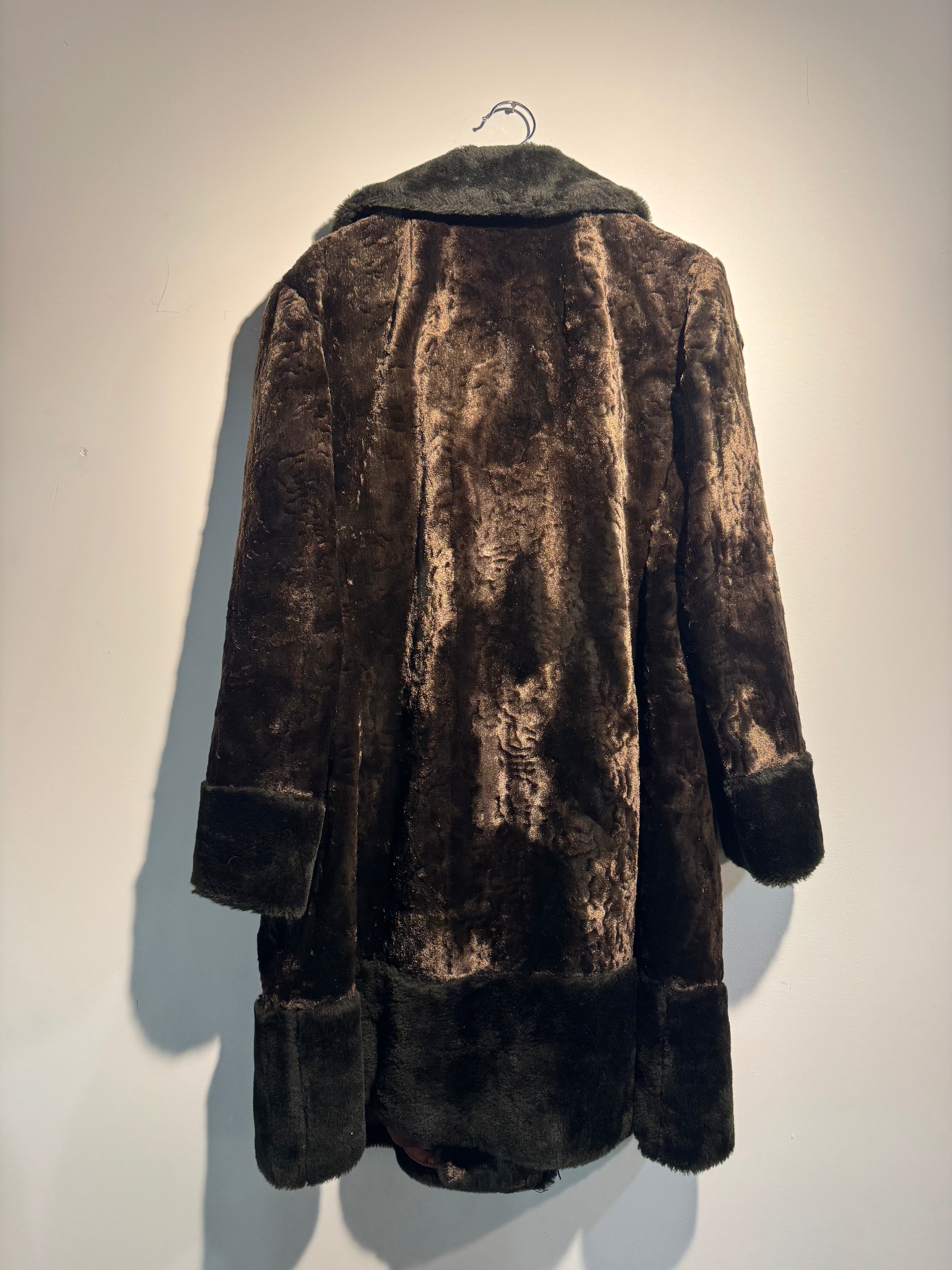 Vintage 1960s Brown Faux Fur Coat