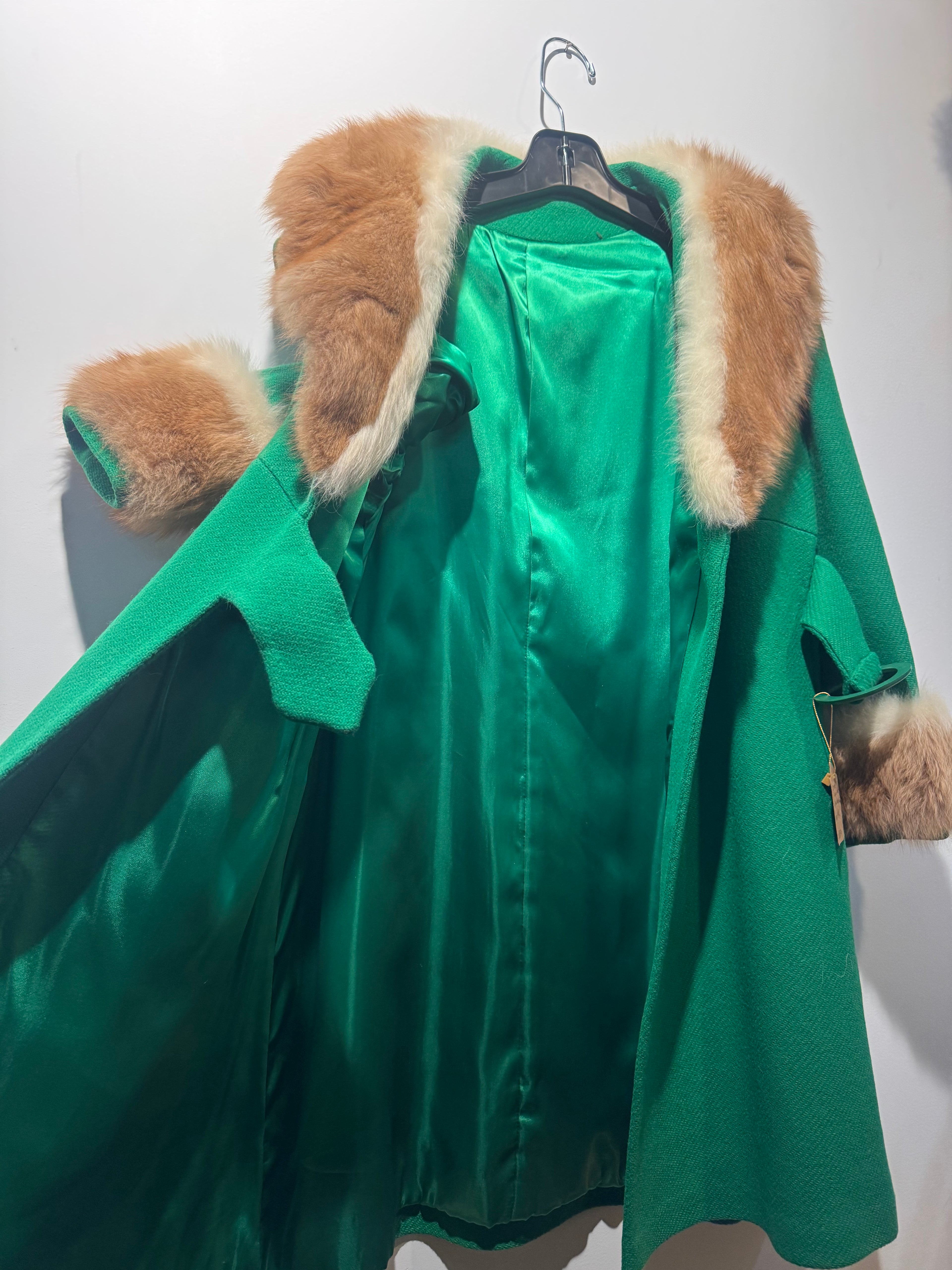 Vintage Green Wool Coat with Alpaca Trim