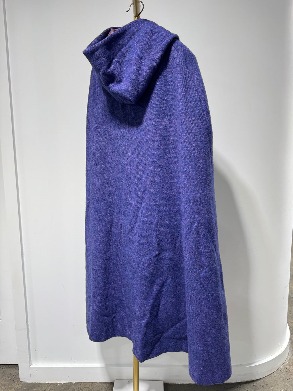 Vintage Jimmy Hourihan Irish Wool Hooded Cape – Purple Donegal Tweed